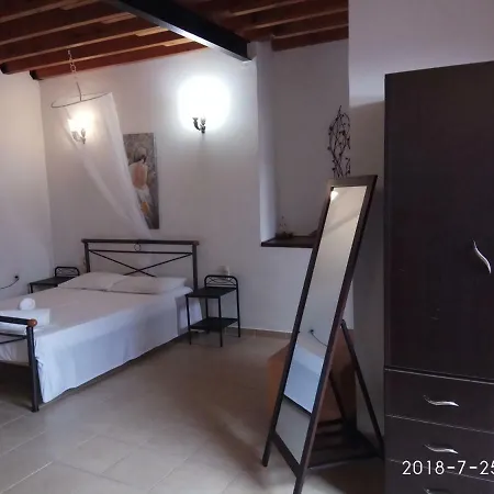Mari Apartmán